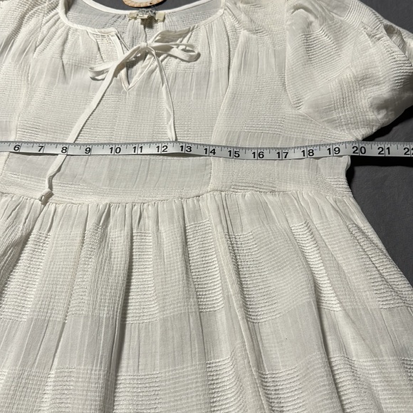 The Farmer’s Wife Ladies Umgee White Shirt, NWT’s, Size Small - Picture 5 of 8